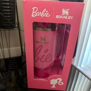40 oz Barbie Stanley - New